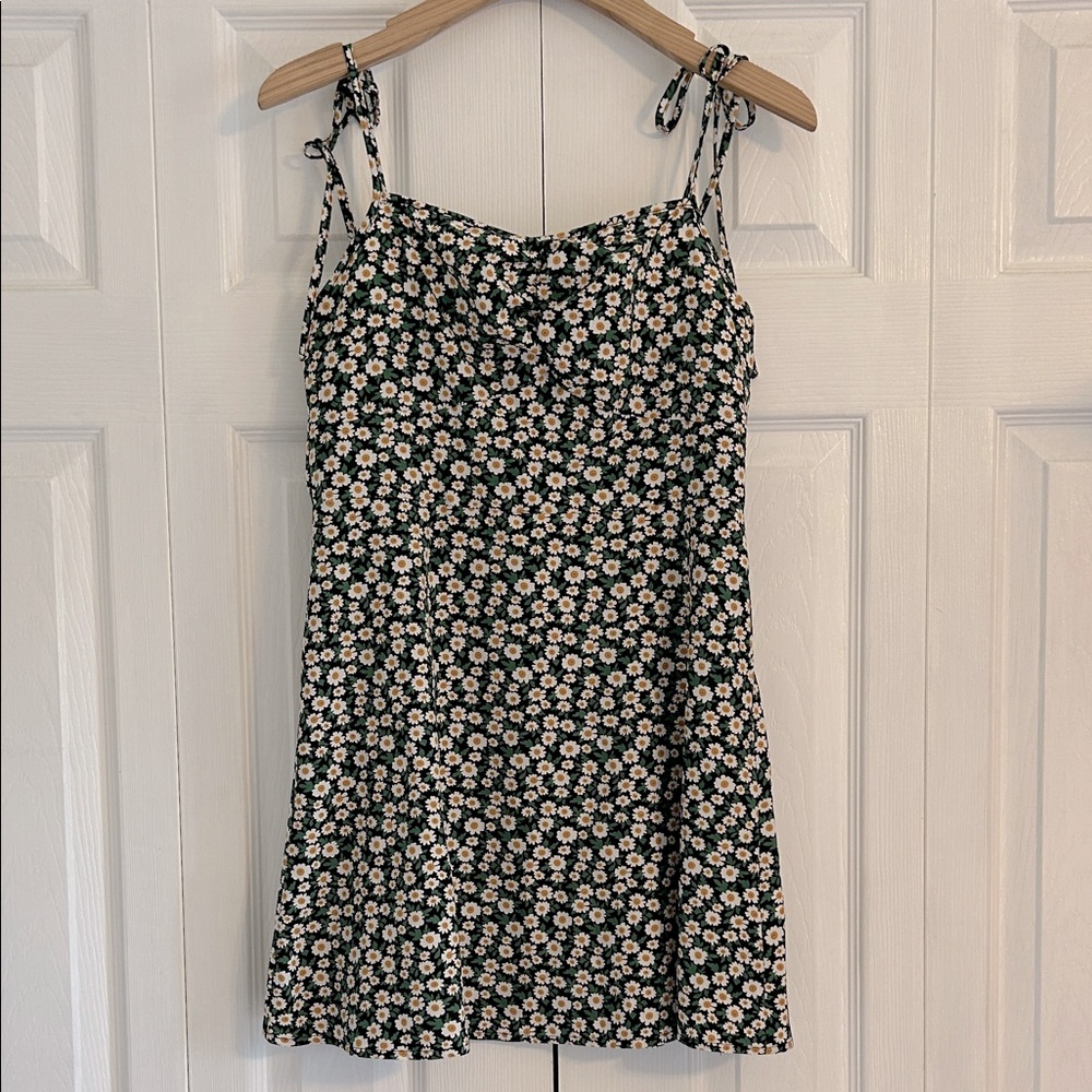 SHEIN Black Floral Dress with Daisies